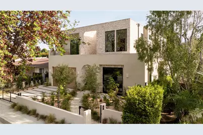 14032 Hartsook, Sherman Oaks, CA 91423 - Photo 2