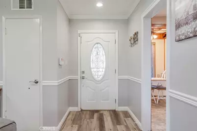 10532 Aqueduct Avenue, Granada Hills, CA 91344 - Photo 8