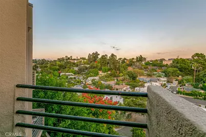 1882 N Alvarado Street #16, Los Angeles, CA 90026 - Photo 26