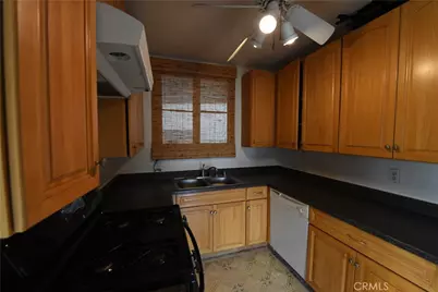 2800 W Verdugo Avenue, Burbank, CA 91505 - Photo 20