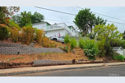 787 Terrace 49, Los Angeles, CA 90042 - Photo 2