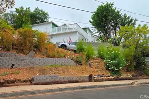 787 Terrace 49, Los Angeles, CA 90042 - Photo 2