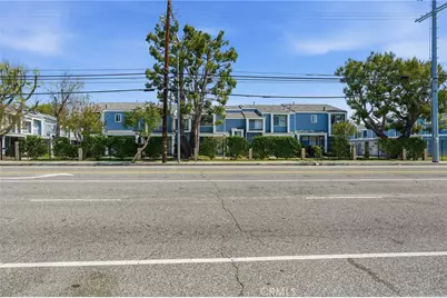 15735 Nordhoff Street #11, North Hills, CA 91343 - Photo 32