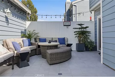 15735 Nordhoff Street #11, North Hills, CA 91343 - Photo 20