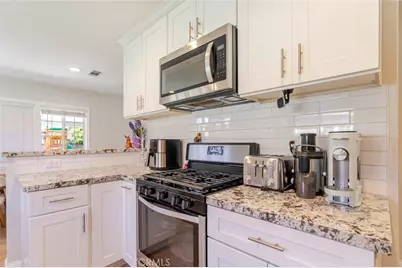 13052 Ottoman Street, Arleta, CA 91331 - Photo 12