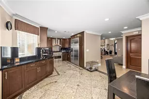 10610 Oak Tree Way, Sunland, CA 91040 - Photo 22