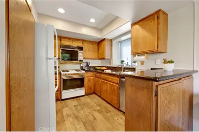 456 E San Jose Avenue #B, Burbank, CA 91501 - Photo 16