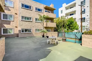 14607 Erwin, Van Nuys, CA 91411 - Photo 24