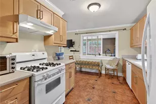 10353 Oro Vista, Sunland, CA 91040 - Photo 12