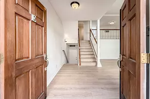 26120 Alizia Canyon, Calabasas, CA 91302 - Photo 2