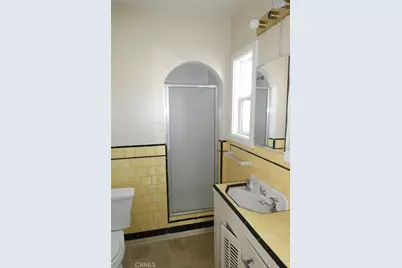 7040 Arlington, Los Angeles, CA 90043 - Photo 16