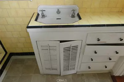 7040 Arlington, Los Angeles, CA 90043 - Photo 18