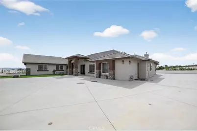 10525 Sage, Oak Hills, CA 92344 - Photo 2