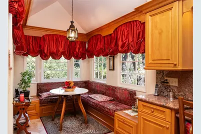 1535 Royal Boulevard, Glendale, CA 91207 - Photo 24