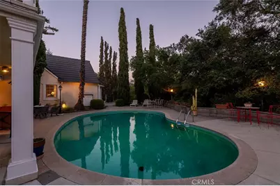 1535 Royal Boulevard, Glendale, CA 91207 - Photo 52