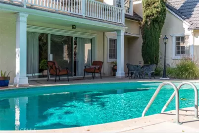 1535 Royal Boulevard, Glendale, CA 91207 - Photo 10