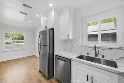 2904 W Chandler, Burbank, CA 91505 - Photo 10