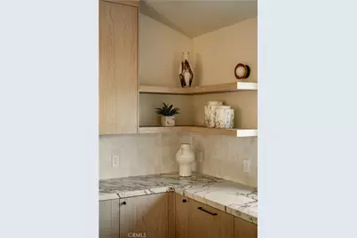 8960 Oak Park Avenue, Northridge, CA 91325 - Photo 14