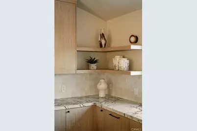 8960 Oak Park Avenue, Northridge, CA 91325 - Photo 18