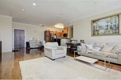 13941 Sherman Way Boulevard #401, Van Nuys, CA 91405 - Photo 2