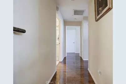 13941 Sherman Way Boulevard #401, Van Nuys, CA 91405 - Photo 10