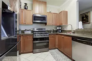 13941 Sherman Way Blvd, Van Nuys, CA 91405 - Photo 4