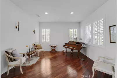 24306 Via La Casa, Valencia, CA 91354 - Photo 6