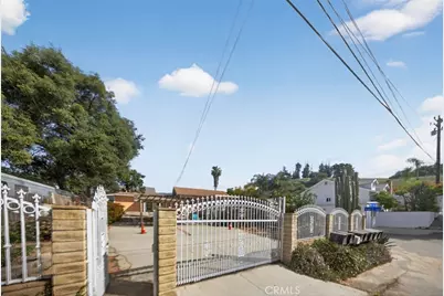 12605 Trail 01, Sylmar, CA 91342 - Photo 2