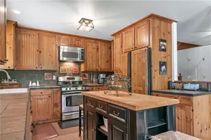 841 Cottage Grove Rd, Lake Arrowhead, CA 92352 - Photo 8