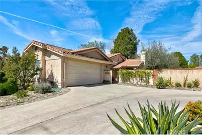 26013 Palomita Drive, Valencia, CA 91355 - Photo 2