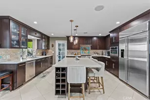 3435 Oakmont View Dr, Glendale, CA 91208 - Photo 14