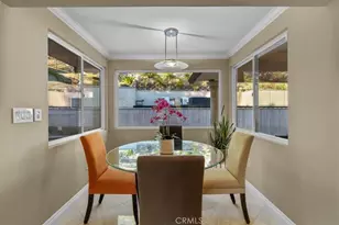 3435 Oakmont View Dr, Glendale, CA 91208 - Photo 18
