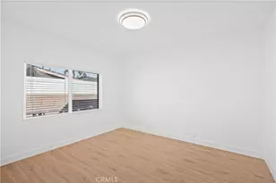 11031 Lull St, Los Angeles, CA 91352 - Photo 16