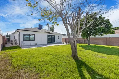 11031 Lull Street, Los Angeles, CA 91352 - Photo 4