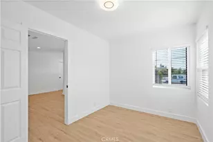 11031 Lull St, Los Angeles, CA 91352 - Photo 32