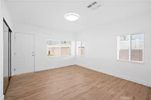 11031 Lull St, Los Angeles, CA 91352 - Photo 24