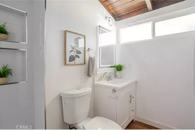 8008 Aura Avenue, Reseda, CA 91335 - Photo 22