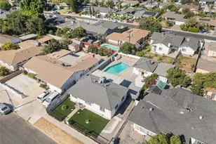 8827 Sylmar Ave, Panorama City, CA 91402 - Photo 36