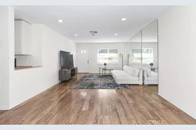 8827 Sylmar Avenue, Panorama City, CA 91402 - Photo 8