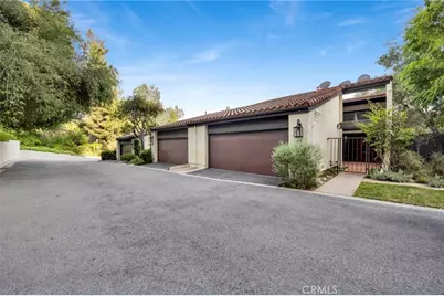 69 Penhill Court, Glendale, CA 91206 - Photo 2