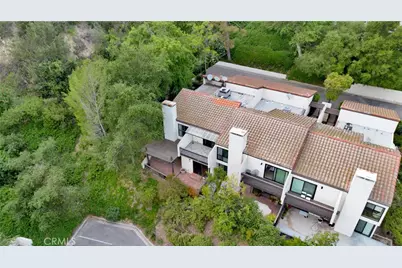 69 Penhill Court, Glendale, CA 91206 - Photo 32