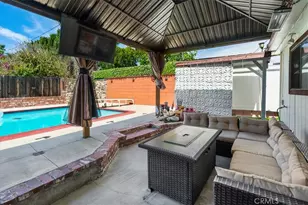 22111 Covello, Canoga Park, CA 91303 - Photo 30