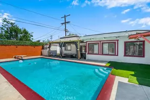 22111 Covello, Canoga Park, CA 91303 - Photo 32