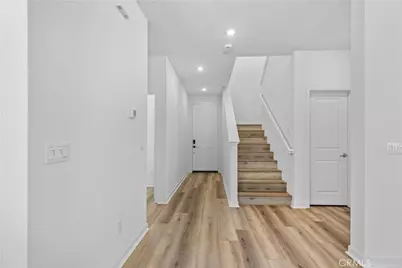 11769 Fenton, Sylmar, CA 91342 - Photo 6