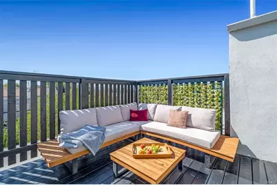 18645 Hatteras #230, Tarzana, CA 91356 - Photo 32