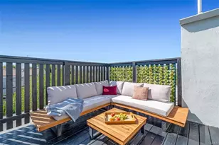 18645 Hatteras, Tarzana, CA 91356 - Photo 32