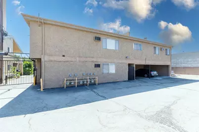 11341 Victory Boulevard, North Hollywood, CA 91606 - Photo 2