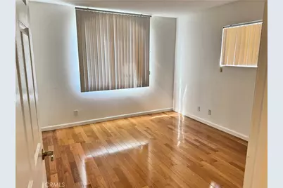 18319 Hart Street #3, Reseda, CA 91335 - Photo 12