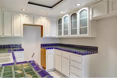 15155 Sherman Way #26, Van Nuys, CA 91405 - Photo 10