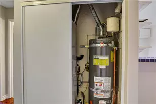 15155 Sherman Way, Van Nuys, CA 91405 - Photo 14